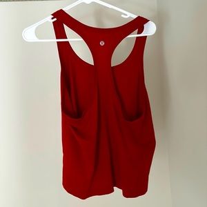 Lululemon race length dark red color (not sold in stores any longer) size 4!